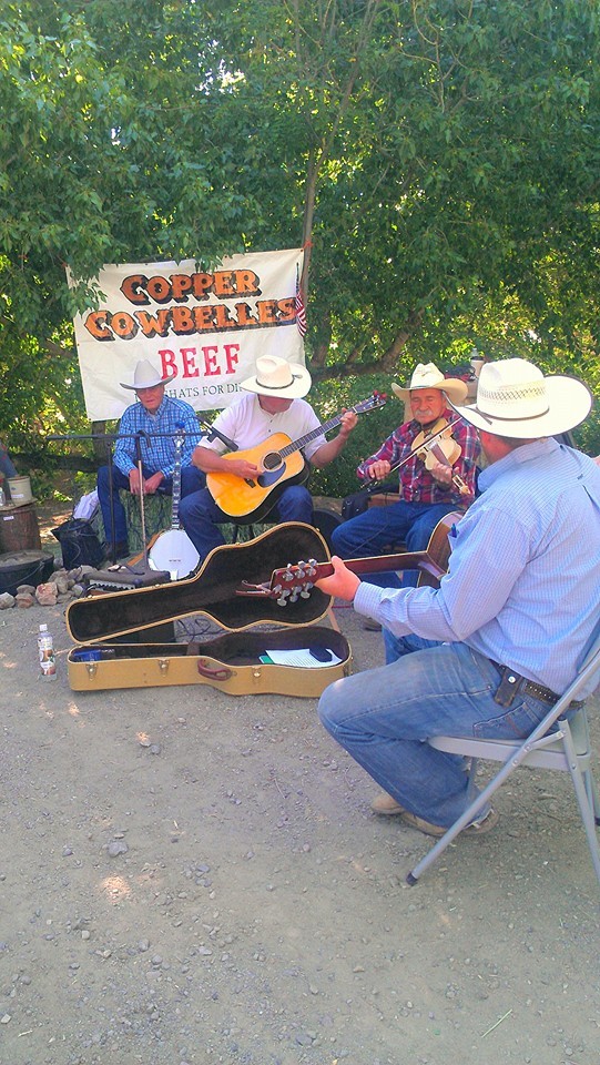 10440211_777070382325880_1316354868425515814_n